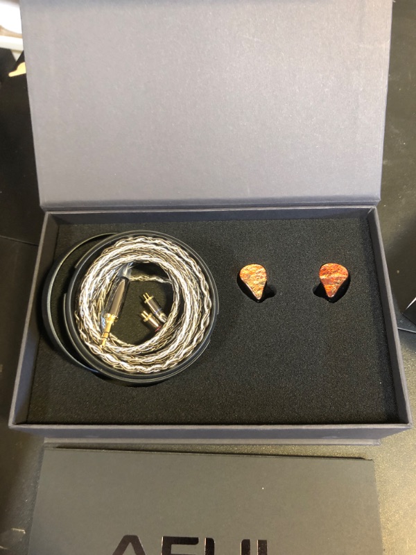 Photo 2 of AFUL Acoustics Performer 5 Hybrid Drivers in-Ear Monitors, 1DD + 4BA in-Ear Earphones IEMs (AFUL Performer 5)
(USED)