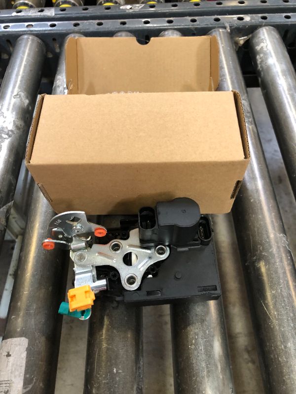 Photo 2 of 15110641 Door Lock Actuator Front Left Driver Compatible for 1999-2007 Chevy Silverado GMC Sierra