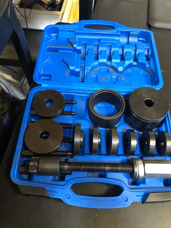 Photo 4 of DAYUAN 19pcs Front Wheel Drive Bearing Removal Installation Service Tool Kit FWD Bearing Install Master Set Wheel Bearing Removal Kit