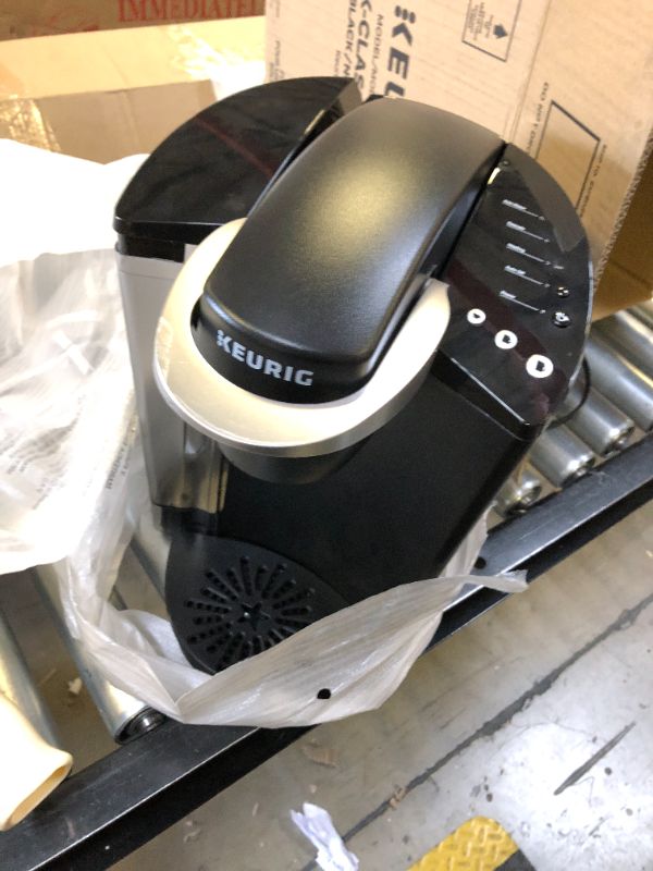 Photo 1 of Keurig K-Classic Coffee Maker K-Cup Pod, Single Serve, Programmable, 6 to 10 oz. Brew Sizes, Black
