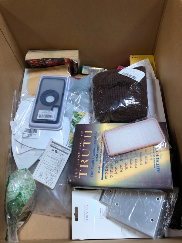 Photo 1 of box lot no returns 