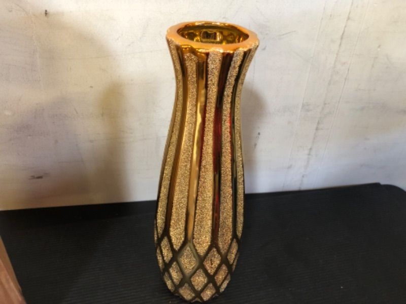 Photo 1 of  Small Ceramic Vase	