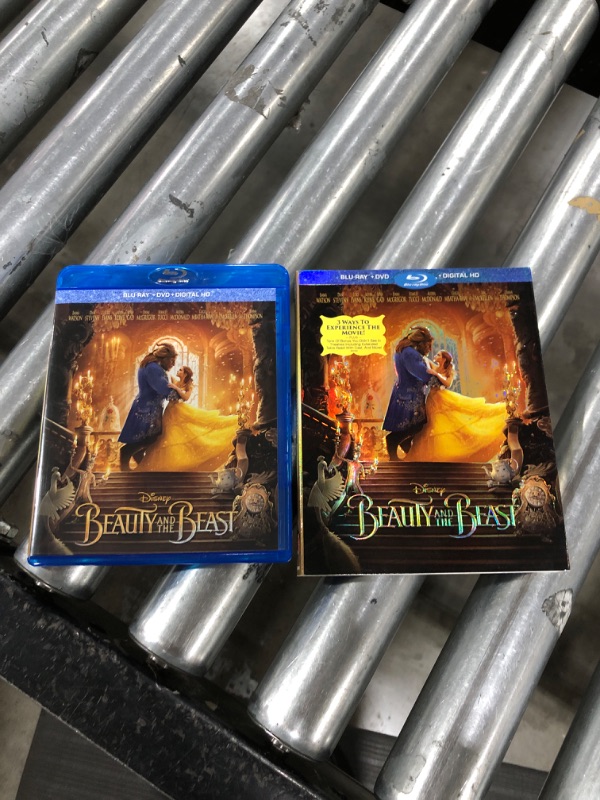 Photo 2 of Beauty And The Beast [Blu-ray]
