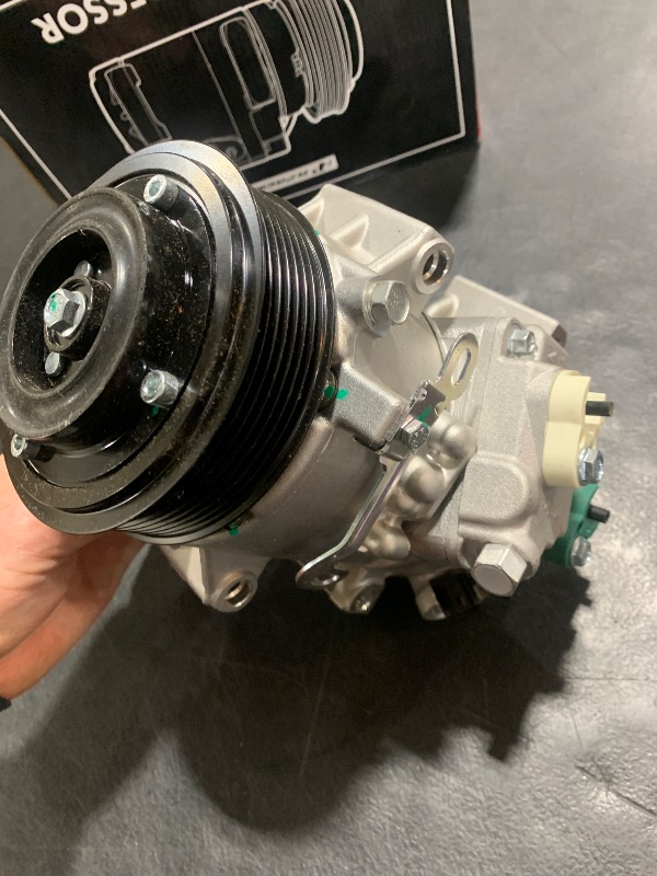 Photo 1 of A-Premium Air Conditioner AC Compressor with Clutch Compatible with Toyota Corolla 2007 2009 2010, Matrix 2009-2013 & Scion xB 2008-2015 & Pontiac Vibe 2009-2010