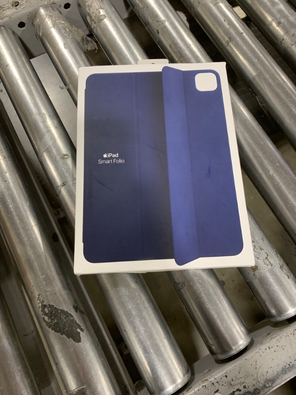 Photo 2 of Apple Smart Folio (for 11-inch iPad Pro - 2nd Generation and iPad Air 4th Generation) - Deep Navy