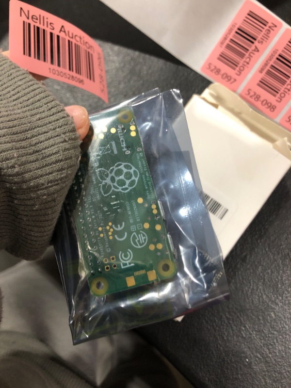 Photo 1 of Raspberry Pi Zero WH, WiFi/Bluetooth 4.1, Bluetooth Low Energy, HAT Compatible 40-pin Header, CSI Camera Connector, USRT, SPI, I2C, with headers