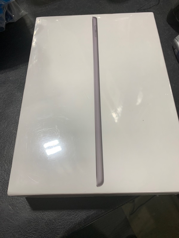 Photo 2 of Apple  - 10.2-Inch iPad (9th Generation) with Wi-Fi - 64GB - Space Gray