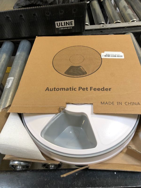 Photo 2 of Automatic Cat Feeder Wet Food/Dry Food, 6 Meal Timed Pet Feeder Easily Programmable & Easy to Clean, Auto Feeder for Cats/Small Dogs