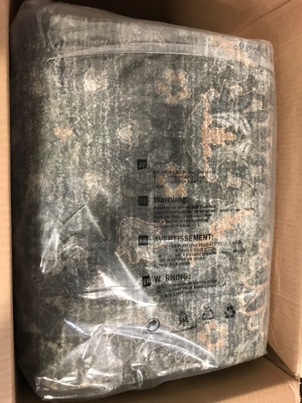 Photo 1 of Dark Green Floral Bedroom Rug 5x7 Area Rug for Living Room Vintage Forest Washable Mat for Dining Room, Low Pile Non Slip Stain Resistance Distressed Retro Indoor Boho Carpet (5x7 Dark Green)