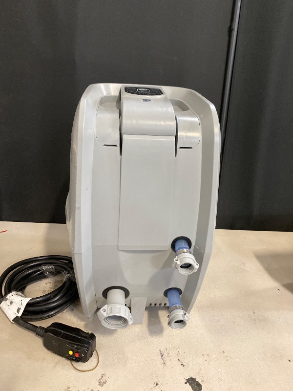 Photo 1 of 
Bestway Coleman Saluspa S100105
