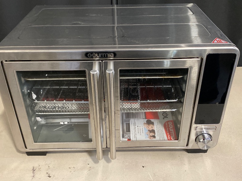 Photo 1 of Gourmia XL Digital Countertop Oven with Air Fry