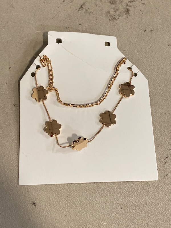 Photo 1 of SHINYY Dainty Four Leaf Clover Choker Necklace for Women  Gold Plated Stainless Steel Black Lucky 4 Leaf Dangle Chain Jewelry gift for Mother and Daughter