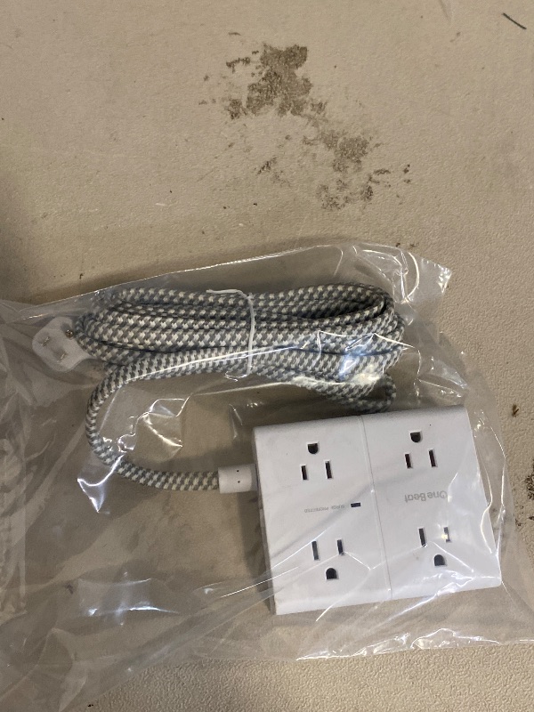 Photo 1 of Surge Protector Flat Extension Cord Flat Plug Power Strip, 8 AC Outlets, 3 USB Charger(1 USB C Port) 3-Sided Outlet Extender, 5 Ft, 900 Joules Protection, Office Supplies, Dorm Room Essentials, Grey
