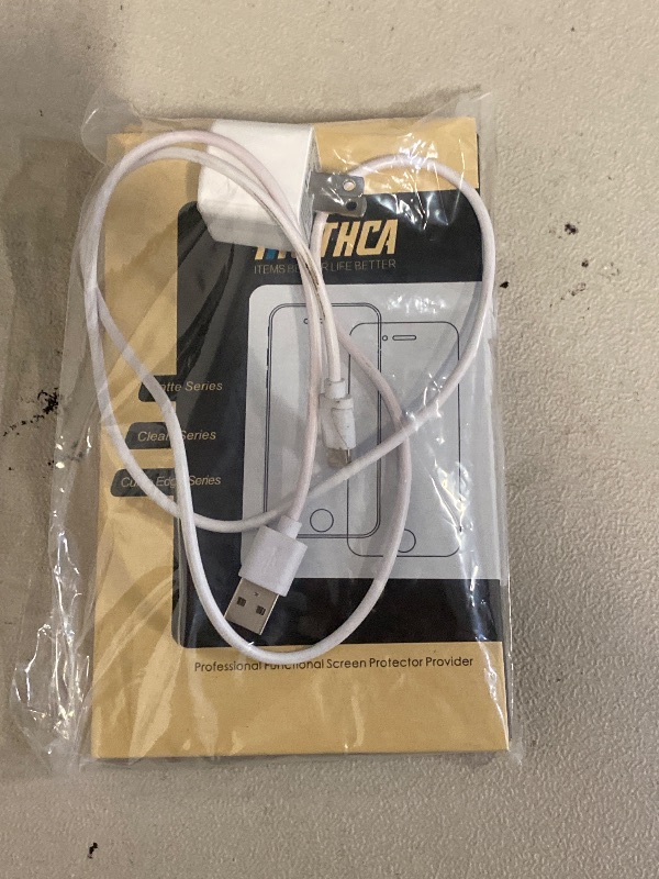 Photo 1 of Misc. bundle - usbc charger and block screen protector.
