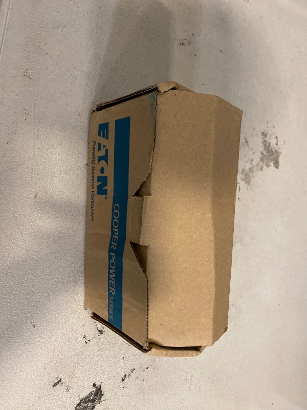 Photo 1 of Eaton's Cooper Power series fuse links can be applied to a variety of applications requiring overcurrent protection of distribution systems and equipment. When properly coordinated with other overcurrent protective devices, sectionalizing to isolate fault