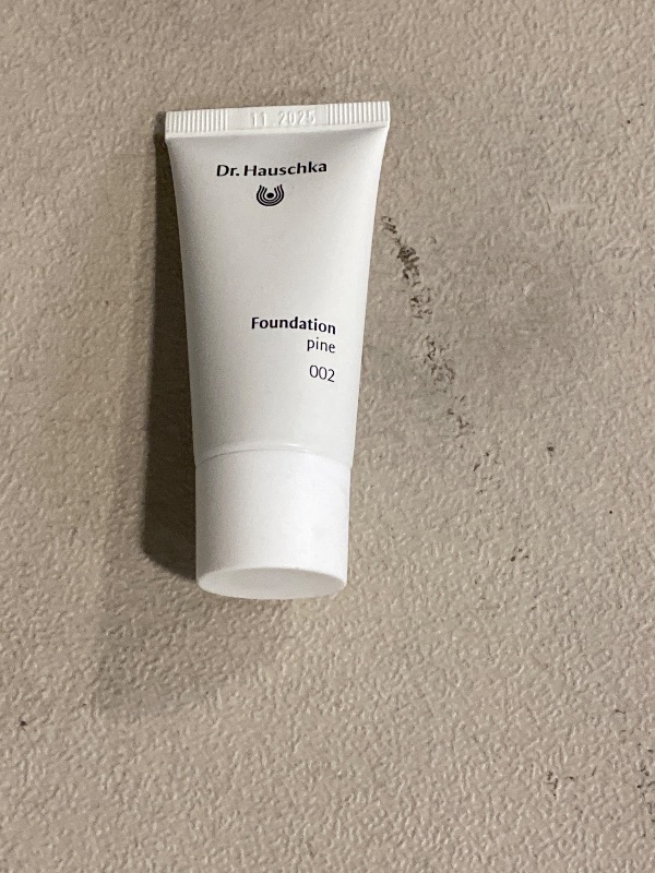 Photo 1 of Dr. Hauschka Foundation 002, Pine 30ml