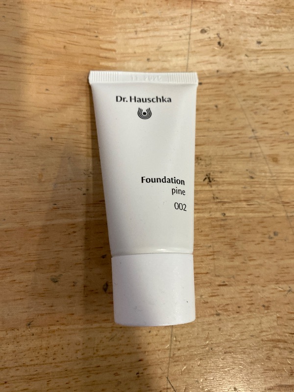 Photo 1 of Dr. Hauschka Foundation 002, Pine 30ml