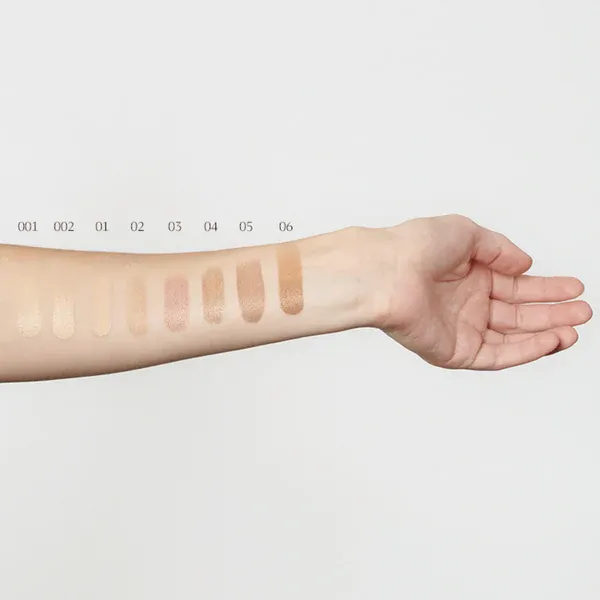 Photo 1 of Dr. Hauschka Foundation 002, Pine 30ml