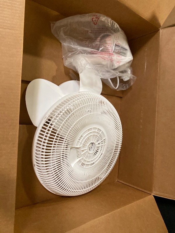 Photo 1 of PAMI Oscillating Desk Fan - Portable Table Top Fan With 3 Speed Levels, Large Blades & Adjustable Tilt- Max Air Flow Office Desk Fan- Electric Cooling Fan For Bedroom Home Dorm Office (White, 16'')