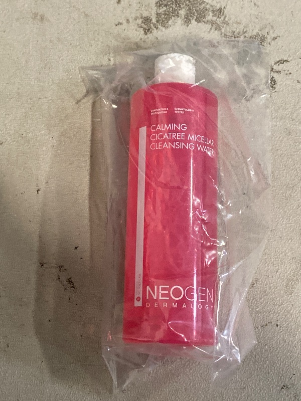 Photo 1 of DERMALOGY by NEOGENLAB NEOGEN Calming Cleansing Oil Cica Tree Micellar 10.14Fl.Oz(300ml) - Cleansing oil for Sensitive Skin/Korean Skin Care/K-Beauty/deep cleansing oil for face
