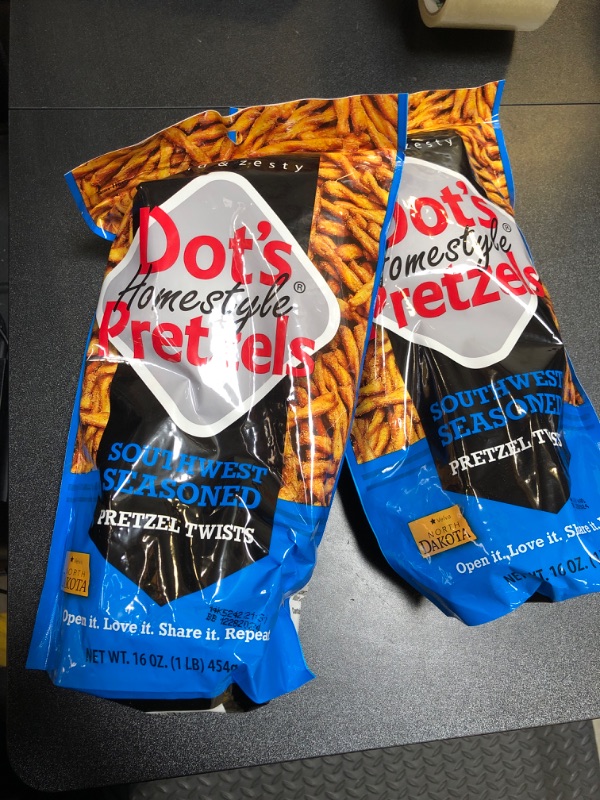 Photo 2 of 2 PCK Dot's Pretzels Southwest Seasoned Pretzel Twists, Healthy Kids Snacks, 16oz Grocery Sized Bag EXP 12/28/24
 