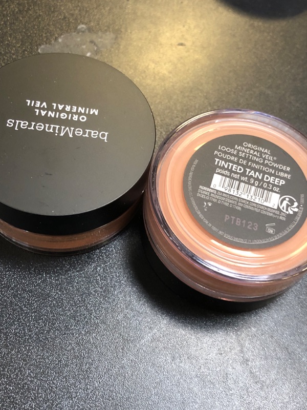 Photo 2 of 2 bareMinerals Mineral Veil® Talc Free Loose Setting Powder Tinted Tan Deep - Pack of 2 