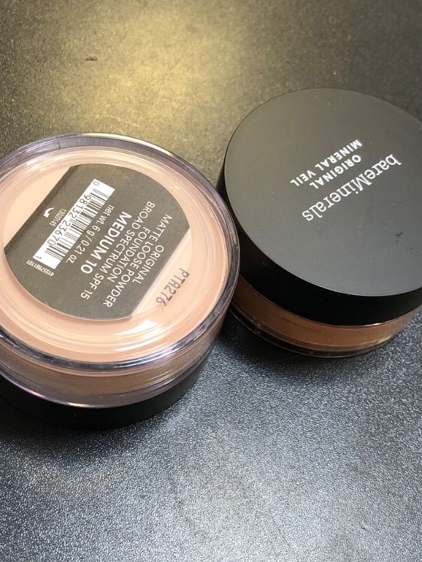 Photo 2 of 2 bareMinerals Original Matte Loose Powder Foundation SPF 15 Medium 10 - Pack of 2 