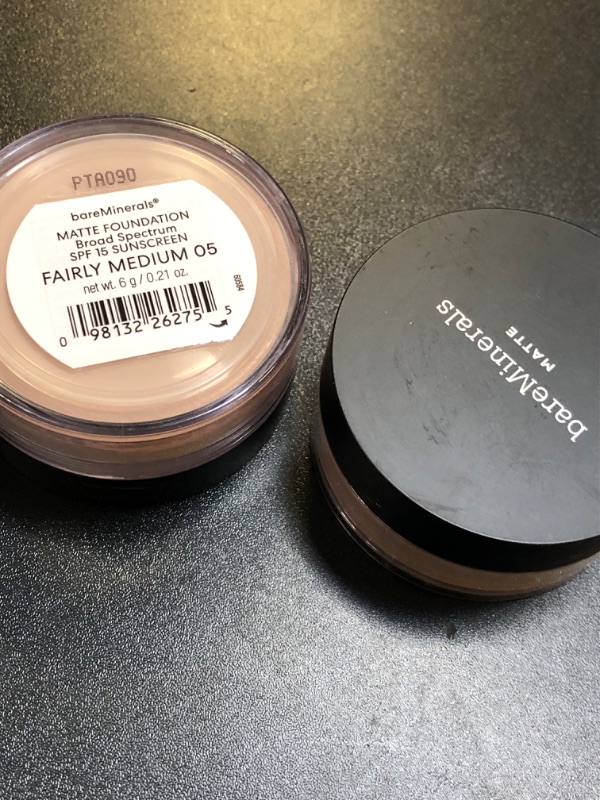 Photo 2 of 2 bareMinerals Original Matte Loose Powder Foundation SPF 15 Fairly Medium 05 - Pack of 2 