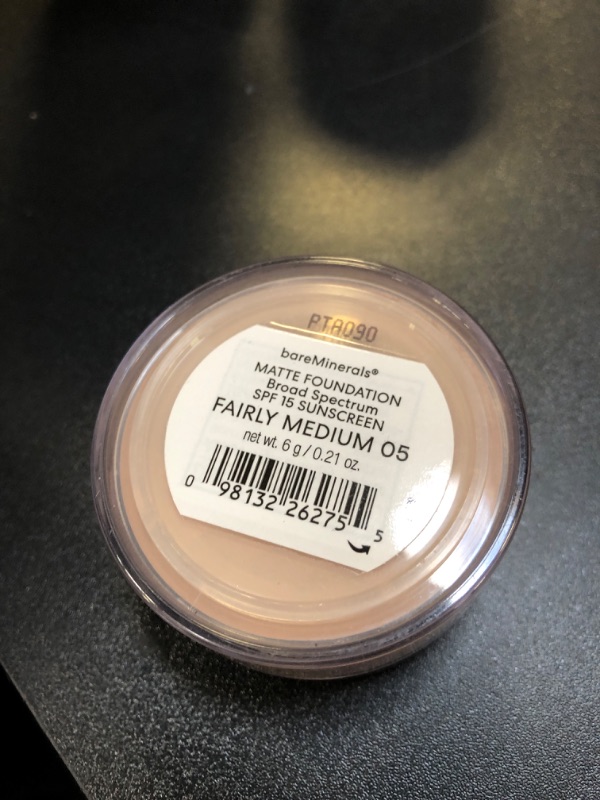 Photo 2 of bareMinerals Original Matte Loose Powder Foundation SPF 15 0.21 OZ  FAIRLY MEDIUM 05