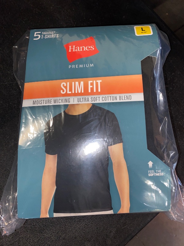 Photo 2 of LARGE Hanes Men's Premium 5pk Slim Fit Crew Neck T-Shirt - Black L
