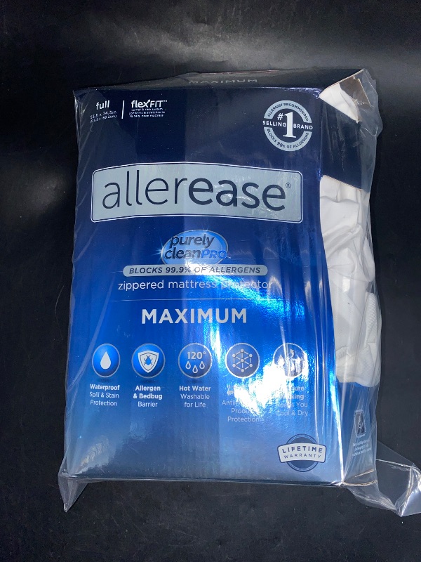 Photo 3 of LIKE NEW** FULL**Allerease Maximum Allergy Relief Zippered Mattress Protector Full
