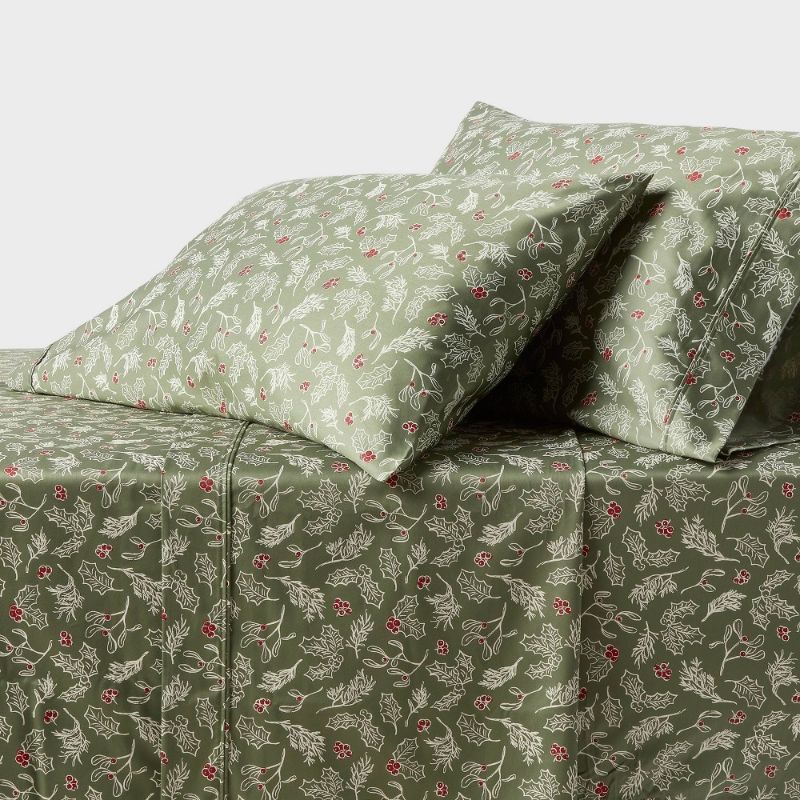 Photo 1 of Queen 400 Thread Count Performance Holiday Sheet Set Green Holly - Threshold™
