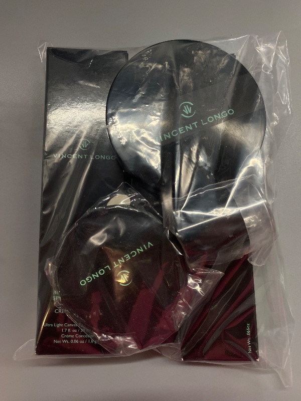 Photo 1 of Vincent Longo Makeup Set- 1 Ultra Light Canvas Tinted Moisturize, 1 #3 Illumina Concealer Pencil, 1 "BABY BOO" Lip/Cheek Gel Stain, 1 FAIR #1 Velour Pressed Powder, 1 Wet Pearl Lipstick, 1 Blush Brush, 1 Compact Mirror, & 2 Sharpener New