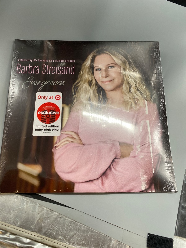 Photo 2 of FACTORY SEALED** Barbra Streisand Evergreens Exclusive Limited Edition Baby Pink Color Vinyl 2x LP
