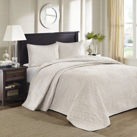 Photo 1 of KING: MP13-709 Quebec 3 Piece Bedspread Set - King, Ivory
