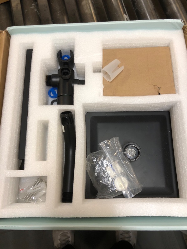 SOOOHOT Black Shower Head and Handle Set, Shower Faucet Set Dual Shower