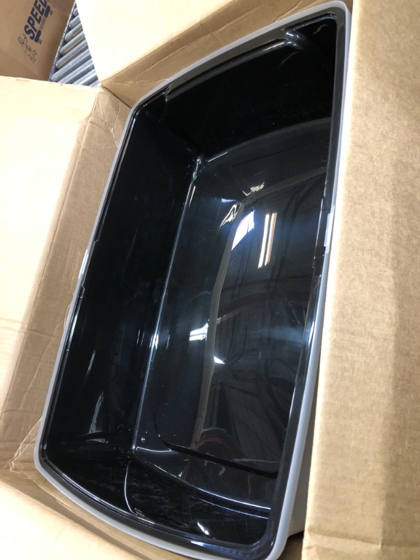 Photo 2 of IRIS USA Extra Large Cat Litter Box with Scatter Shield, Open Top High Sided Cat Litter Pan, Black