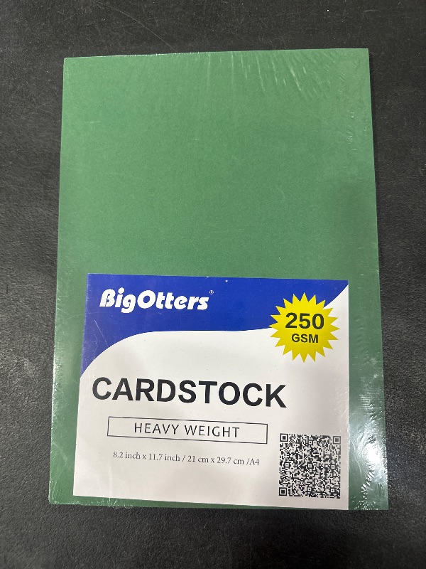 Photo 2 of BigOtters 27 Sheets Cardstock Paper, 8.5 x 11 Iches Green Craft Cardstock 250gsm Lightweight Construction Paper, for DIY Art Crafts Scrapbook Making Invitaion Cards