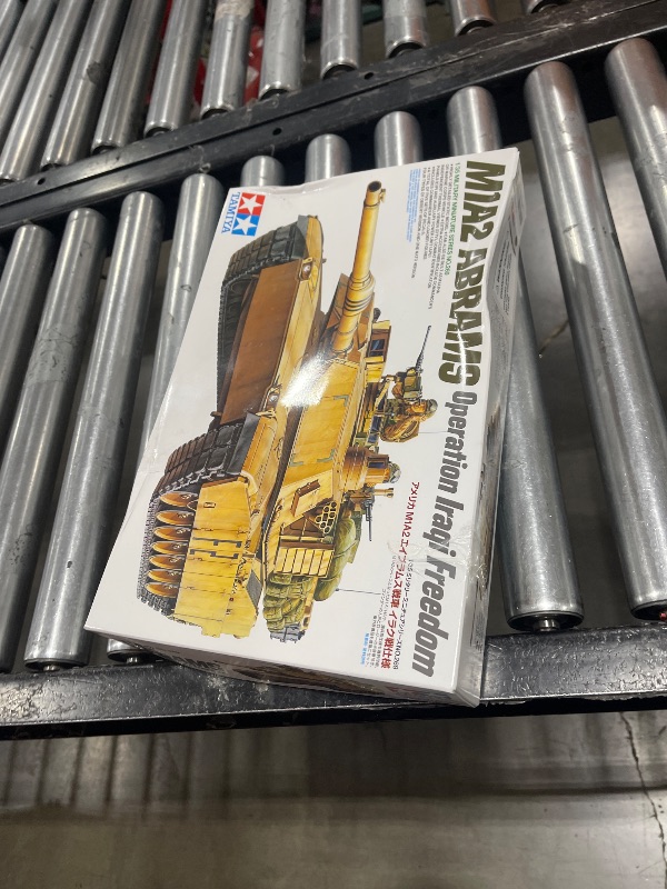 Photo 1 of Tamiya Models M1A2 Abrams Model Kit