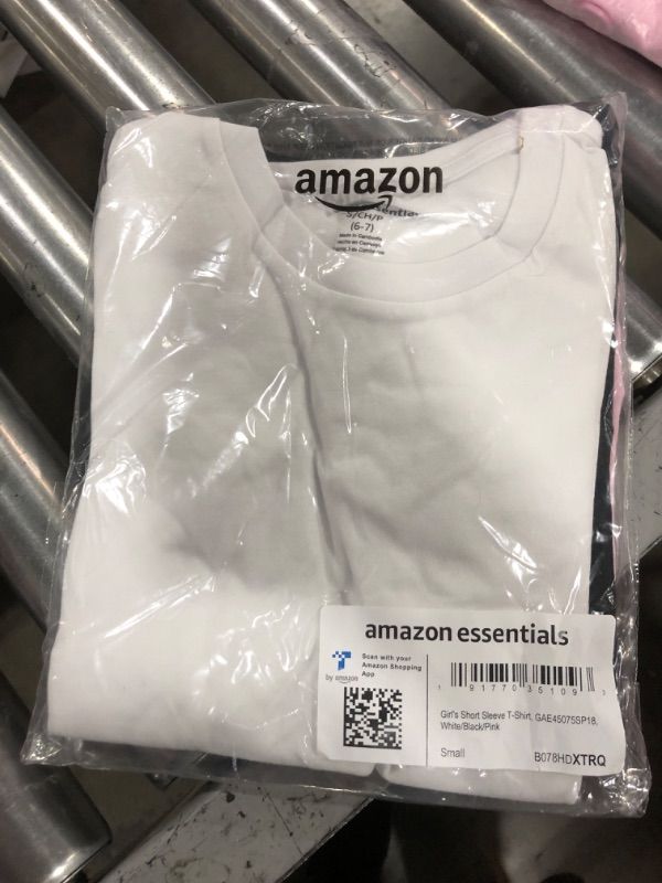 Photo 1 of Amazon Essentials Girls' Short-Sleeve T-Shirt Tops (Previously Spotted Zebra), Pack of 3, White/Black/Pink, Small