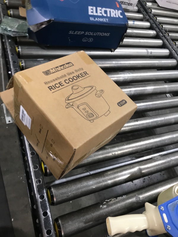 Photo 1 of Mishcdea Mini rice cooker HZ-m2l Uncooked), Electric Rice Cooker Small with Removable Nonstick Pot & Food Steamer, 12H Automatic Keep Warm, for Rice, Soups, Stews, Grains, Oatmeal (white-2cup)