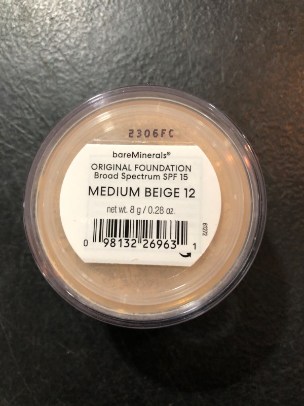 Photo 2 of bareMinerals Original Loose Powder Foundation SPF 15