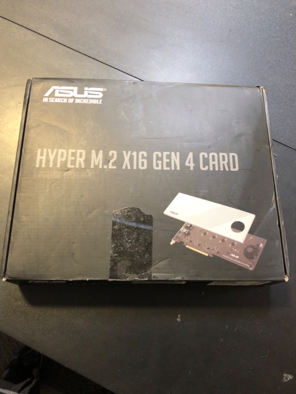 Photo 2 of ASUS Hyper M.2 X16 PCIe 4.0 X4 Expansion Card Supports 4 NVMe M.2 (2242/2260/2280/22110) up to 256Gbps for AMD 3rd Ryzen sTRX40, AM4 Socket and Intel VROC NVMe Raid