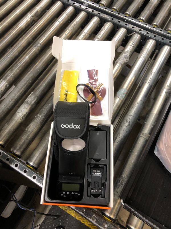 Photo 1 of GODOX V1 Pro V1Pro N Round Head Camera Flash for Nikon, 2.4G Wireless TTL Nikon Speedlite HSS 1/8000s, Detachable Sub Flash SU-1, 2980mAh Li-ion Battery, Support Type-C Charge, M/TTL Flash Mode