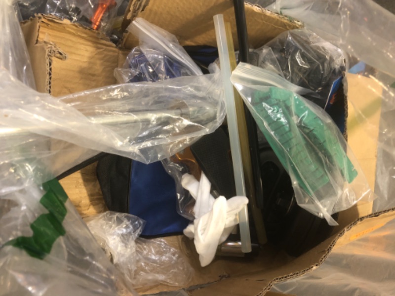 Photo 1 of Srepat 112PCS Dent Puller Kit,Body Repair Dent Removal Tools?Paintless Dent Removal Kit with T-bar Dent Puller