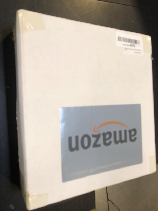 Photo 1 of Christmas Tree Topper,Lighted Branch Rattan Star Tree Topper with 15 LED Lights for Christmas Tree and Holiday Seasonal Decoration