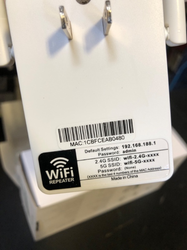 Photo 4 of 1200Mbps Dual Band 2.4&5GHz WiFi Extender