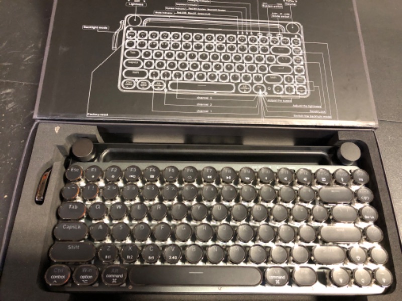 Photo 2 of 7KEYS Typewriter Keyboard Wireless Retro Style