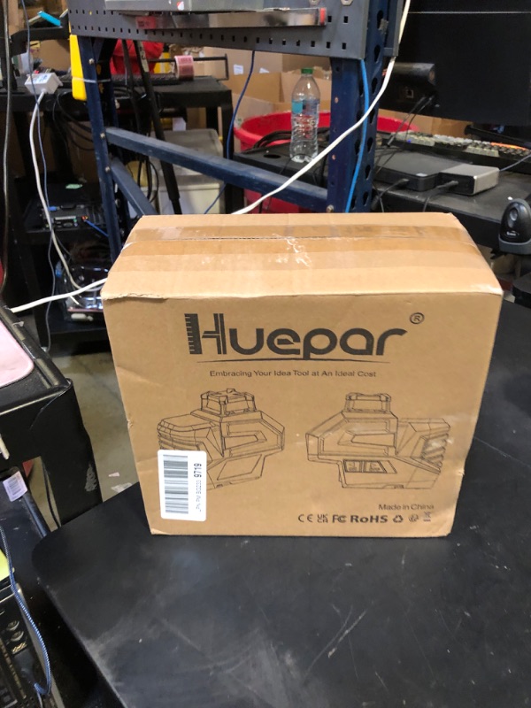 Photo 1 of Huepar Self-Leveling Green Laser Level Cross Line with 2 Plumb Dots Laser Tool -360 Horizontal Line Plus Large Fan Angle of Vertical Beam -Li-ion Battery with Type-C Charging Port&Magnetic Base 7211CG