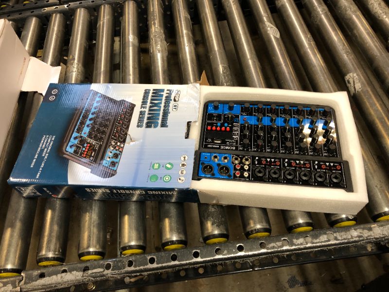 Photo 2 of BOMGE 8 channel mini audio mixer Line Mixer ?DC 5V?with MP3 Player,Bluetooth, U disk 48V,24DSP effects, USB recording Ideal for Small Clubs or Bars, Studio Recording (8 channels-BLACK)